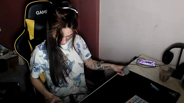 Snapshot of Sofiasweetsecret chatting on April 8, 2026, 4:56 am Sofiasweetsecret online show from April 8, 2026, 4:56 am