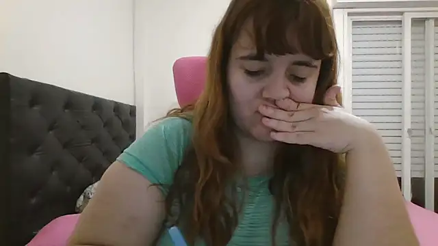 Snapshot of Bombon_ok chatting on November 13, 2025, 5:17 am Bombon ok online show from November 13, 2025, 5:17 am