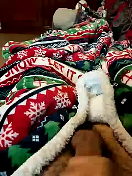 Snapshot of Ouram_81 chatting on December 10, 2024, 9:23 am Ouram 81 online show from December 10, 2024, 9:23 am