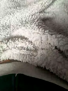 Snapshot of Ouram_81 chatting on February 5, 2025, 9:15 am Ouram 81 online show from February 5, 2025, 9:15 am