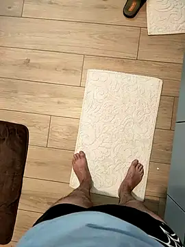 Snapshot of Ouram_81 chatting on March 14, 2025, 8:42 am Ouram 81 online show from March 14, 2025, 8:42 am