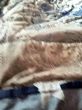 Snapshot of Ouram_81 chatting on December 5, 2025, 9:18 am Ouram 81 online show from December 5, 2025, 9:18 am