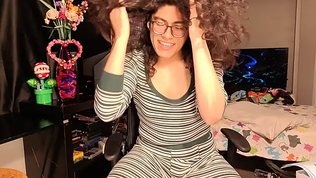 ShinyCherub online show from February 22, 2025, 10:51 am