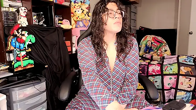 ShinyCherub online show from January 17, 2026, 11:04 am