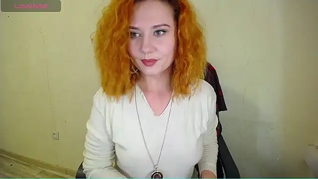 Snapshot of RedHeadSTARx chatting on February 28, 2025, 3:04 pm RedHeadSTARx online show from February 28, 2025, 3:04 pm