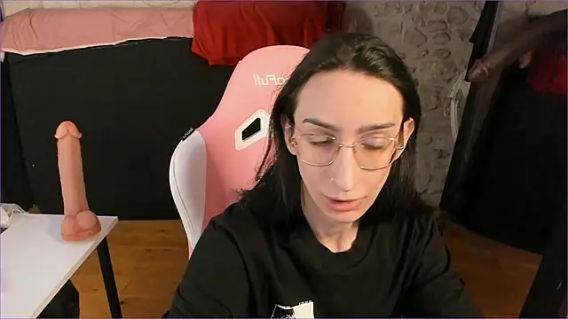 Snapshot of Mayala__ chatting on February 7, 2026, 7:28 pm Mayala online show from February 7, 2026, 7:28 pm