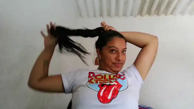 Snapshot of almaswan1 chatting on January 13, 2025, 5:12 pm almaswan1 online show from January 13, 2025, 5:12 pm