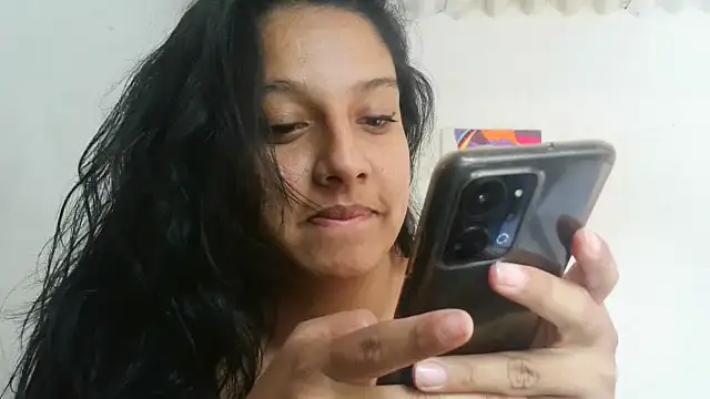 Snapshot of almaswan1 chatting on March 4, 2025, 6:50 pm almaswan1 online show from March 4, 2025, 6:50 pm