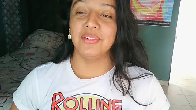 Snapshot of almaswan1 chatting on September 16, 2025, 6:09 pm almaswan1 online show from September 16, 2025, 6:09 pm