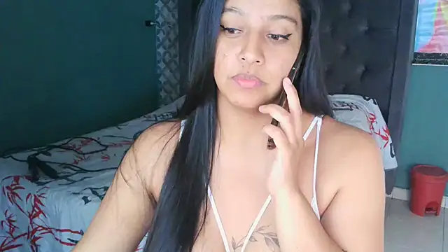 Snapshot of almaswan1 chatting on October 8, 2025, 4:59 pm almaswan1 online show from October 8, 2025, 4:59 pm