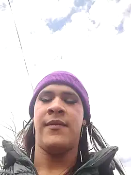 Snapshot of Babylolatop chatting on December 21, 2024, 2:26 pm Babylolatop online show from December 21, 2024, 2:26 pm