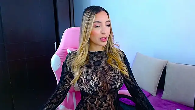 im grecia online show from February 9, 2026, 7:40 pm