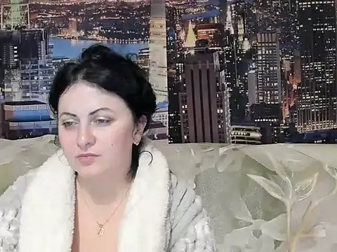 Lillian2 online show from January 18, 2025, 11:44 pm