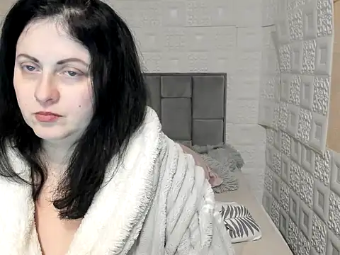 Lillian2 online show from February 16, 2025, 10:32 pm