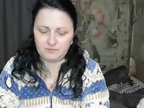 Lillian2 online show from April 28, 2026, 8:14 pm