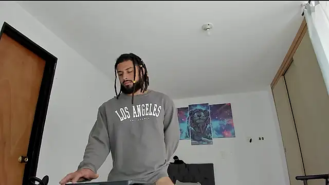 Louis marley   online show from January 11, 2026, 5:18 pm