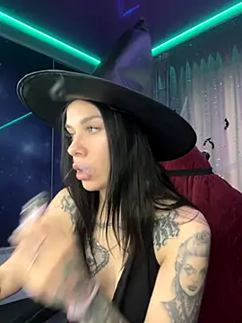 Queen of pain online show from October 28, 2025, 7:23 am