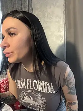 Queen of pain online show from April 30, 2026, 5:03 am
