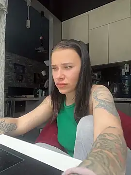 Snapshot of Queen_of_pain chatting on June 13, 2026, 8:45 am Queen of pain online show from June 13, 2026, 8:45 am