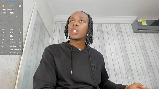 Snapshot of DominicSccott chatting on February 24, 2025, 12:26 pm DominicSccott online show from February 24, 2025, 12:26 pm