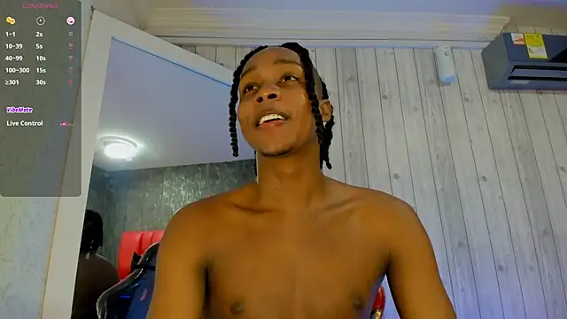 Snapshot of DominicSccott chatting on September 9, 2025, 12:48 pm DominicSccott online show from September 9, 2025, 12:48 pm