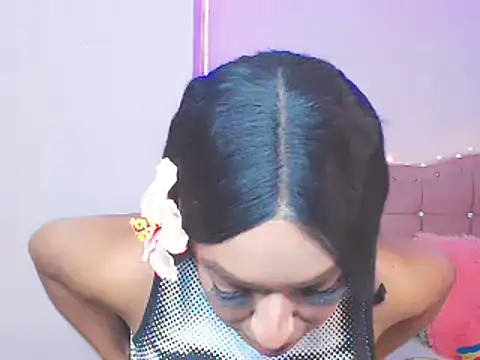 Snapshot of Tanedra_collings chatting on January 27, 2025, 12:33 am Tanedra collings online show from January 27, 2025, 12:33 am