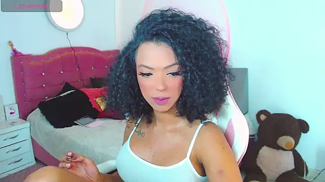 Tanedra collings online show from April 26, 2026, 3:04 am