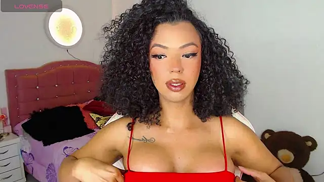 Snapshot of Tanedra_collings chatting on July 1, 2026, 1:51 am Tanedra collings online show from July 1, 2026, 1:51 am