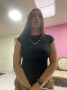 Snapshot of Nicollemays chatting on March 6, 2025, 12:09 pm Nicollemays online show from March 6, 2025, 12:09 pm