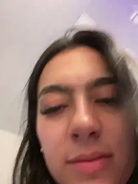 Snapshot of Nicollemays chatting on March 7, 2025, 12:12 pm Nicollemays online show from March 7, 2025, 12:12 pm