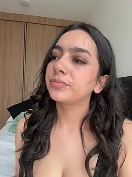 Snapshot of Nicollemays chatting on June 16, 2026, 3:58 pm Nicollemays online show from June 16, 2026, 3:58 pm