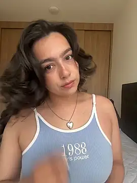 Snapshot of Nicollemays chatting on July 28, 2026, 6:20 pm Nicollemays online show from July 28, 2026, 6:20 pm