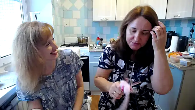 Snapshot of DonnaMagdalena chatting on December 5, 2024, 8:00 am DonnaMagdalena online show from December 5, 2024, 8:00 am