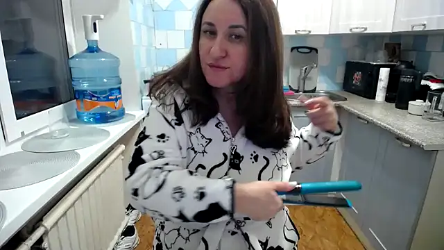 Snapshot of DonnaMagdalena chatting on March 5, 2025, 4:35 pm DonnaMagdalena online show from March 5, 2025, 4:35 pm