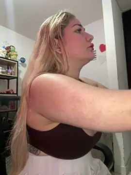 Celestedubois online show from March 13, 2026, 7:53 pm