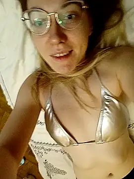 Snapshot of _Sweet_Love_ chatting on January 4, 2025, 11:27 pm Sweet Love online show from January 4, 2025, 11:27 pm