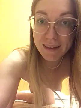 Snapshot of _Sweet_Love_ chatting on January 6, 2025, 12:59 am Sweet Love online show from January 6, 2025, 12:59 am