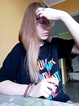 Snapshot of _Sweet_Love_ chatting on February 15, 2025, 10:44 am Sweet Love online show from February 15, 2025, 10:44 am