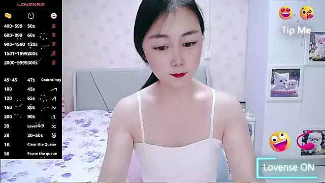 Snapshot of Elvira_baby chatting on June 8, 2026, 2:45 am Elvira baby online show from June 8, 2026, 2:45 am