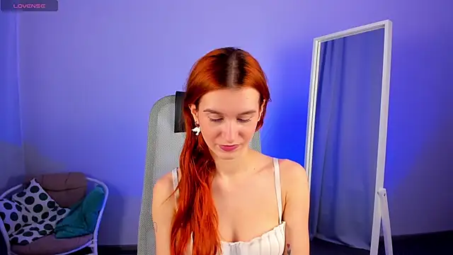 Snapshot of Sally_Biscuit chatting on January 19, 2025, 10:28 am Sally Biscuit online show from January 19, 2025, 10:28 am