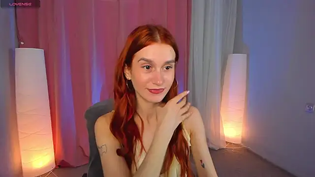 Snapshot of Sally_Biscuit chatting on February 1, 2025, 10:37 am Sally Biscuit online show from February 1, 2025, 10:37 am