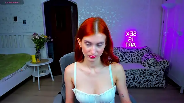 Snapshot of Sally_Biscuit chatting on September 20, 2025, 12:06 pm Sally Biscuit online show from September 20, 2025, 12:06 pm