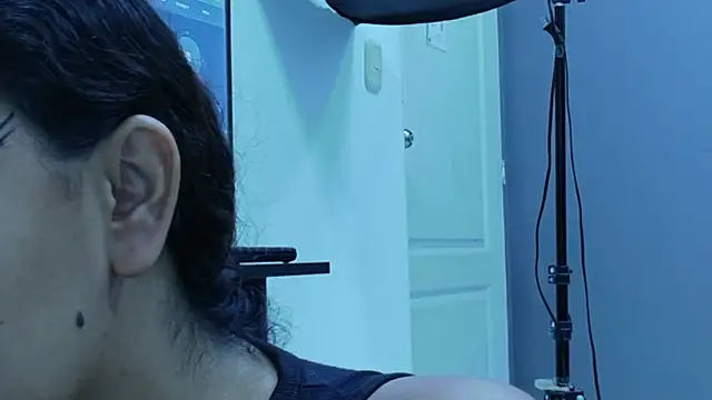 MariaGaitan online show from January 10, 2026, 7:04 pm