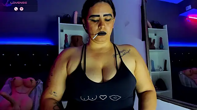 MariaGaitan online show from June 27, 2026, 5:18 pm