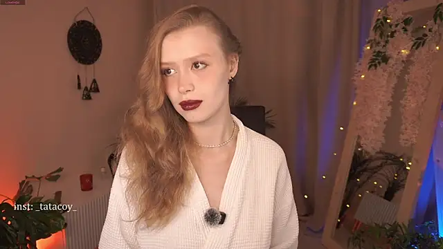 Snapshot of TataCoy chatting on September 11, 2025, 12:38 pm TataCoy online show from September 11, 2025, 12:38 pm