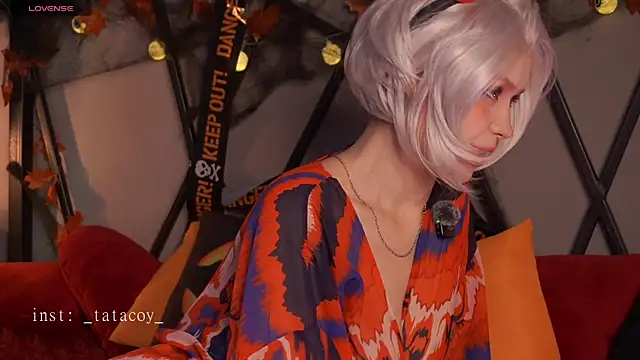 Snapshot of TataCoy chatting on October 26, 2025, 1:50 pm TataCoy online show from October 26, 2025, 1:50 pm