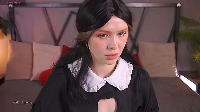 Snapshot of TataCoy chatting on December 3, 2025, 3:21 pm TataCoy online show from December 3, 2025, 3:21 pm