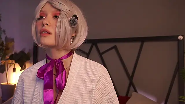 Snapshot of TataCoy chatting on December 5, 2025, 5:20 pm TataCoy online show from December 5, 2025, 5:20 pm