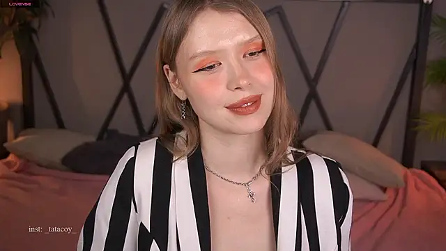 Snapshot of TataCoy chatting on March 3, 2026, 3:07 pm TataCoy online show from March 3, 2026, 3:07 pm