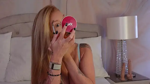 Snapshot of GingerEllis chatting on September 24, 2025, 4:16 am GingerEllis online show from September 24, 2025, 4:16 am